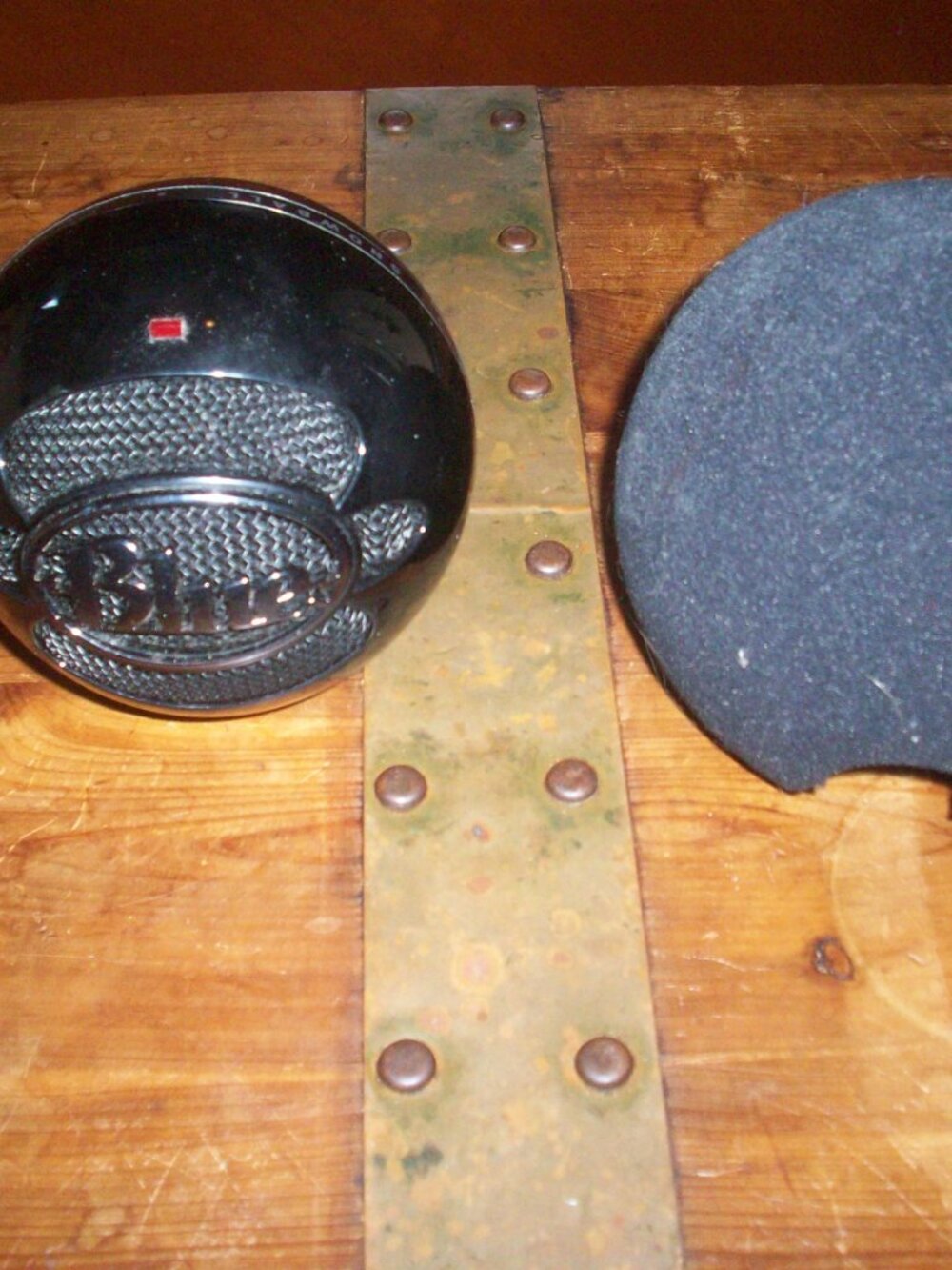 Blue Microphones Snowball A00129 Black Plug & Play USB Condenser Microphone **